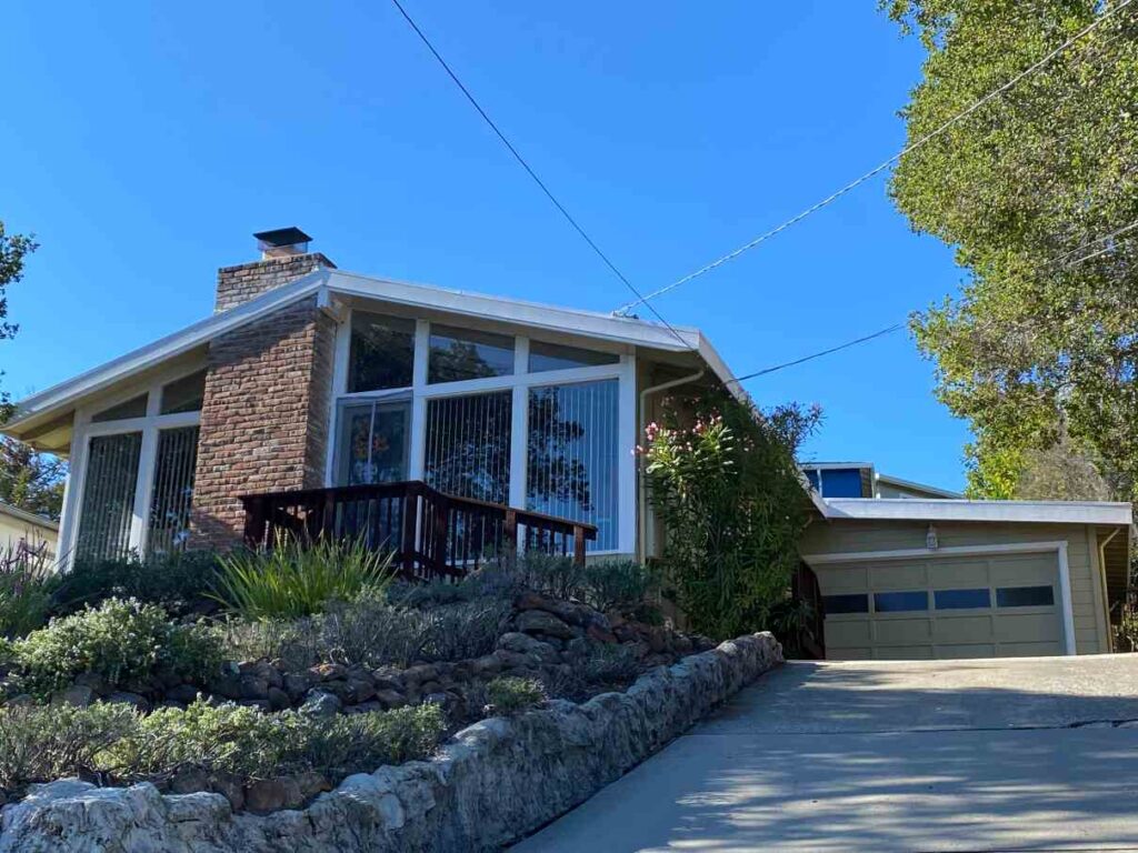 Residential home in the Bay Area, CA, prepared for termite treatment before house remodeling.